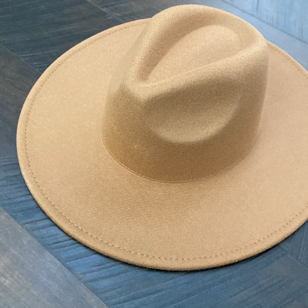 Magnolia boutique, hat, brand new with tags